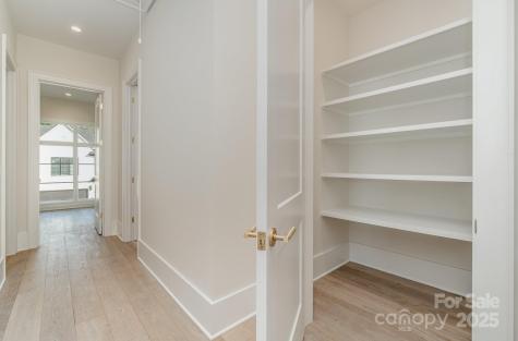 2922 Sharon View Road Charlotte NC 28210