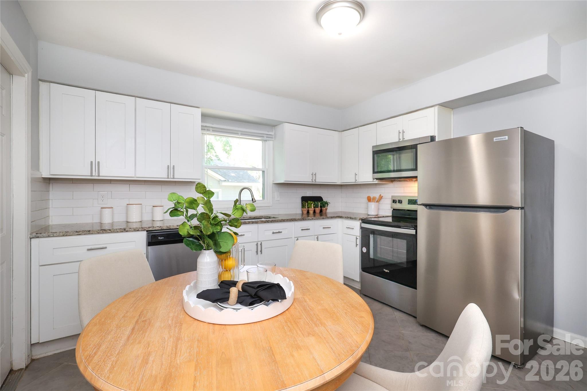 609 Fawnbrook Lane Charlotte NC 28217