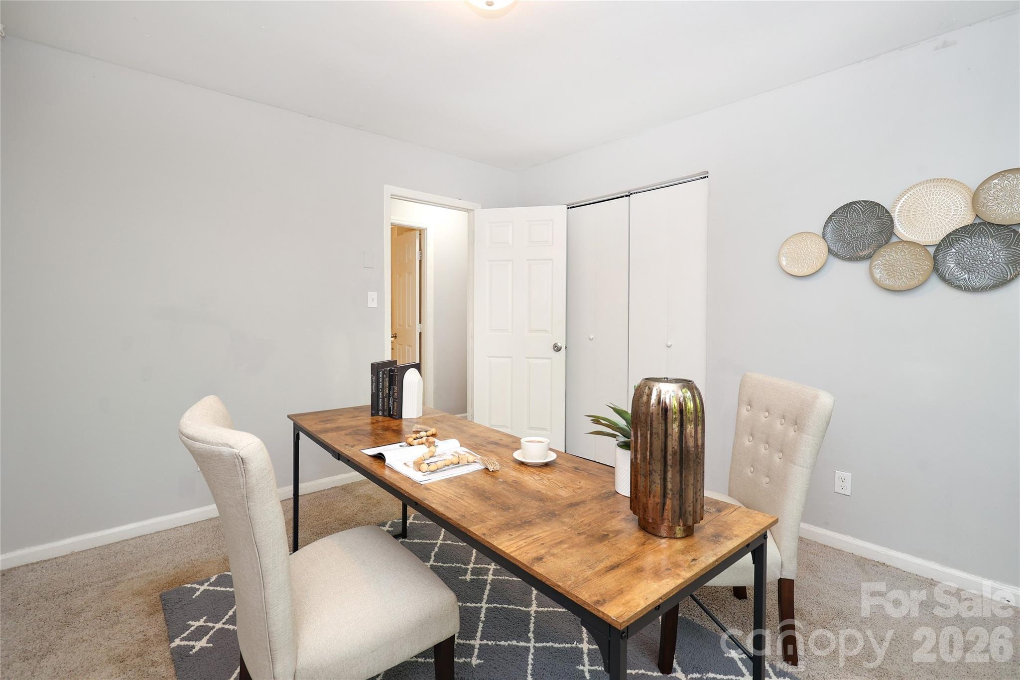 609 Fawnbrook Lane Charlotte NC 28217