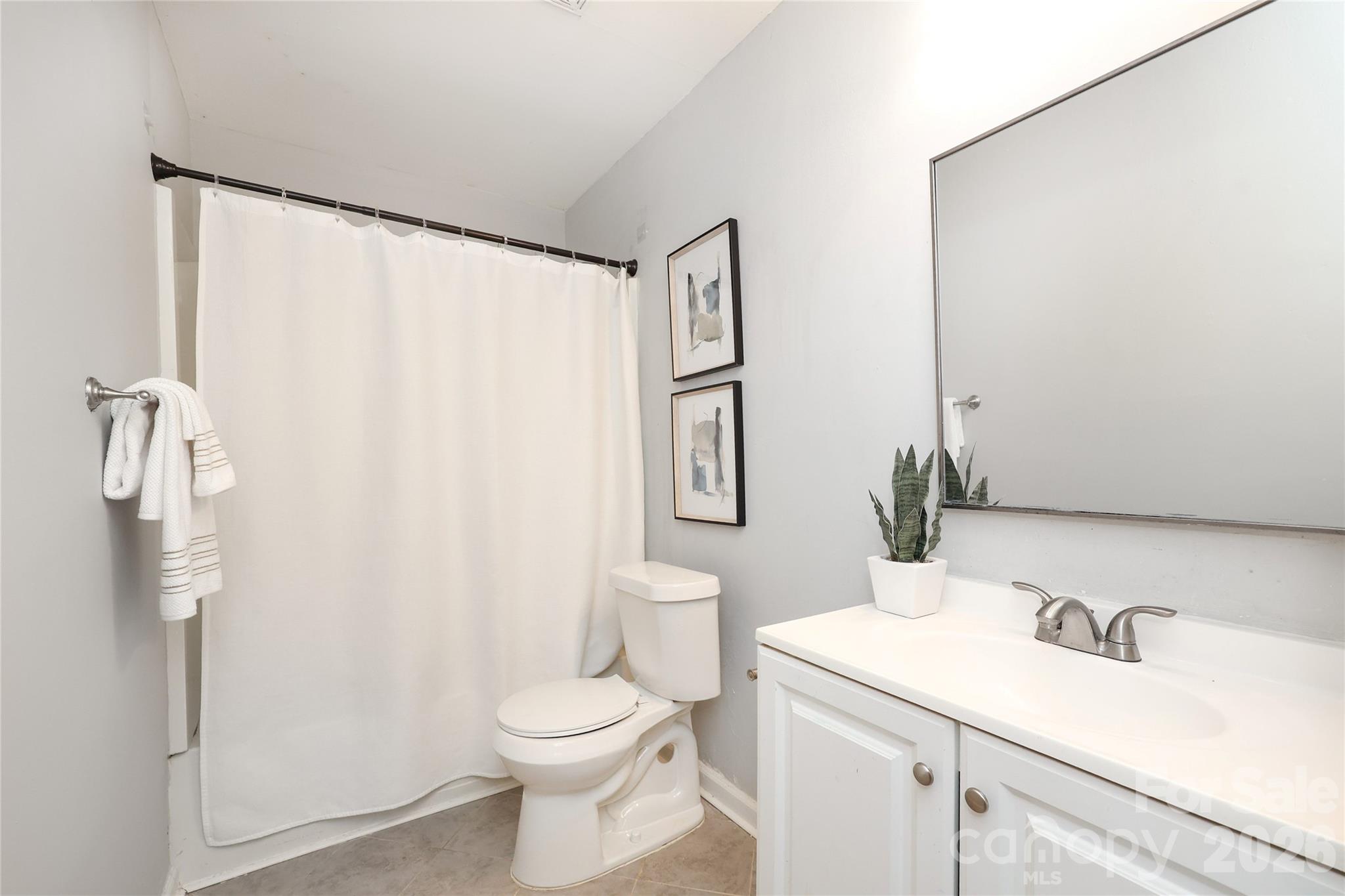 609 Fawnbrook Lane Charlotte NC 28217