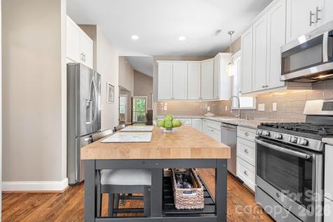 17624 Invermere Avenue Huntersville NC 28078