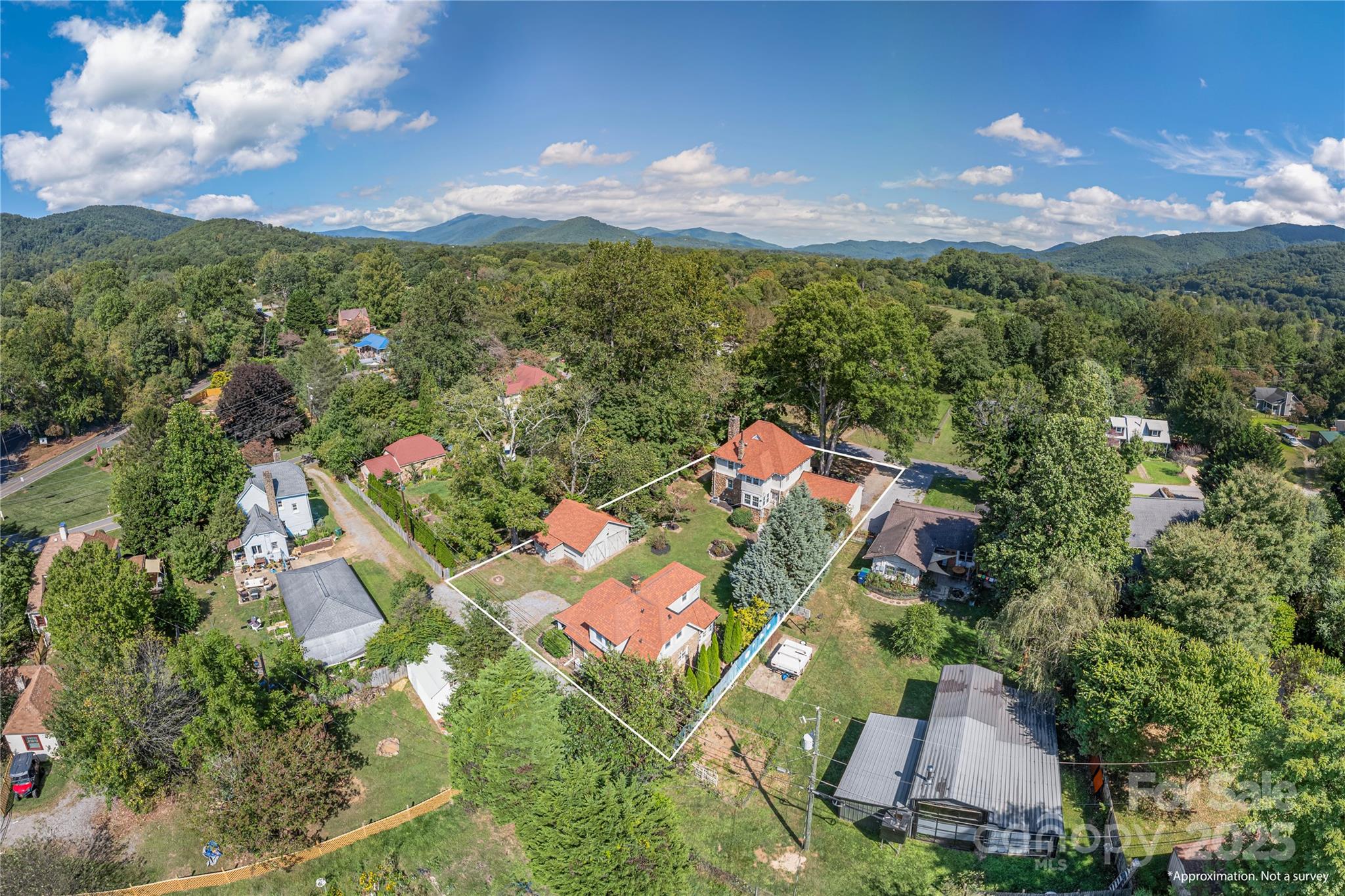 115 Stonewall Avenue Swannanoa NC 28778