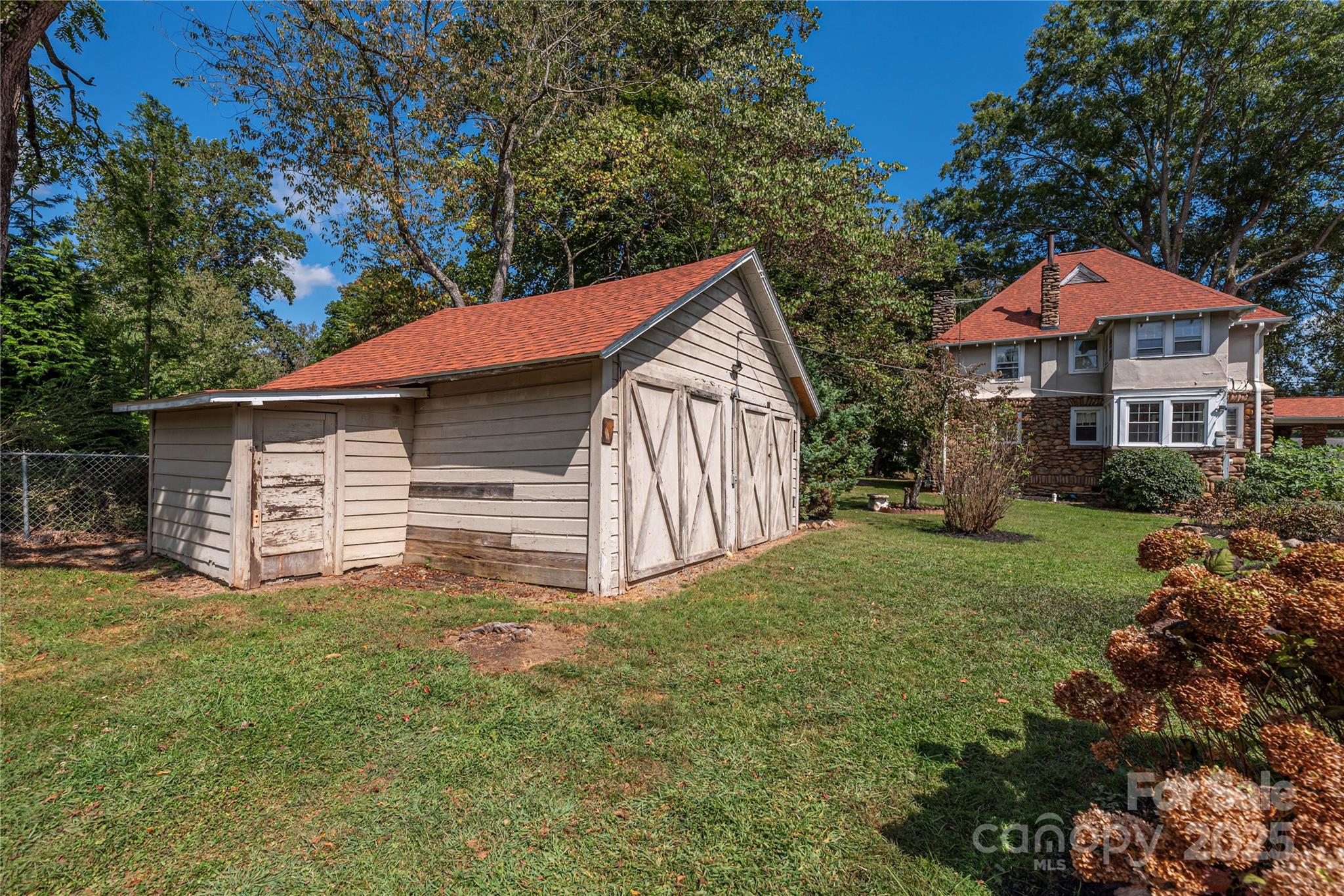 115 Stonewall Avenue Swannanoa NC 28778