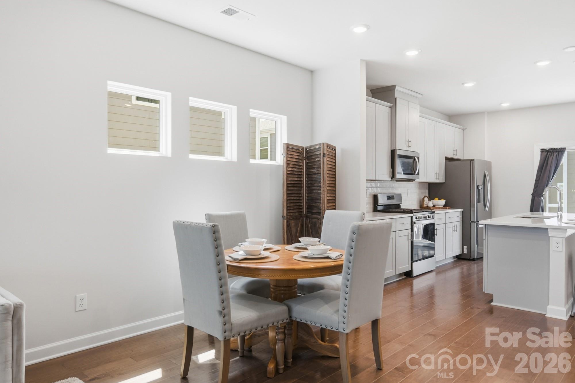 3742 Memorial Parkway Charlotte NC 28217
