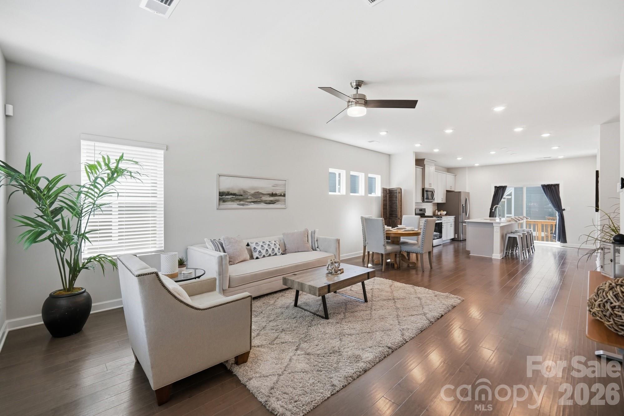 3742 Memorial Parkway Charlotte NC 28217
