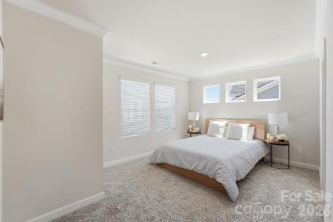 3742 Memorial Parkway Charlotte NC 28217