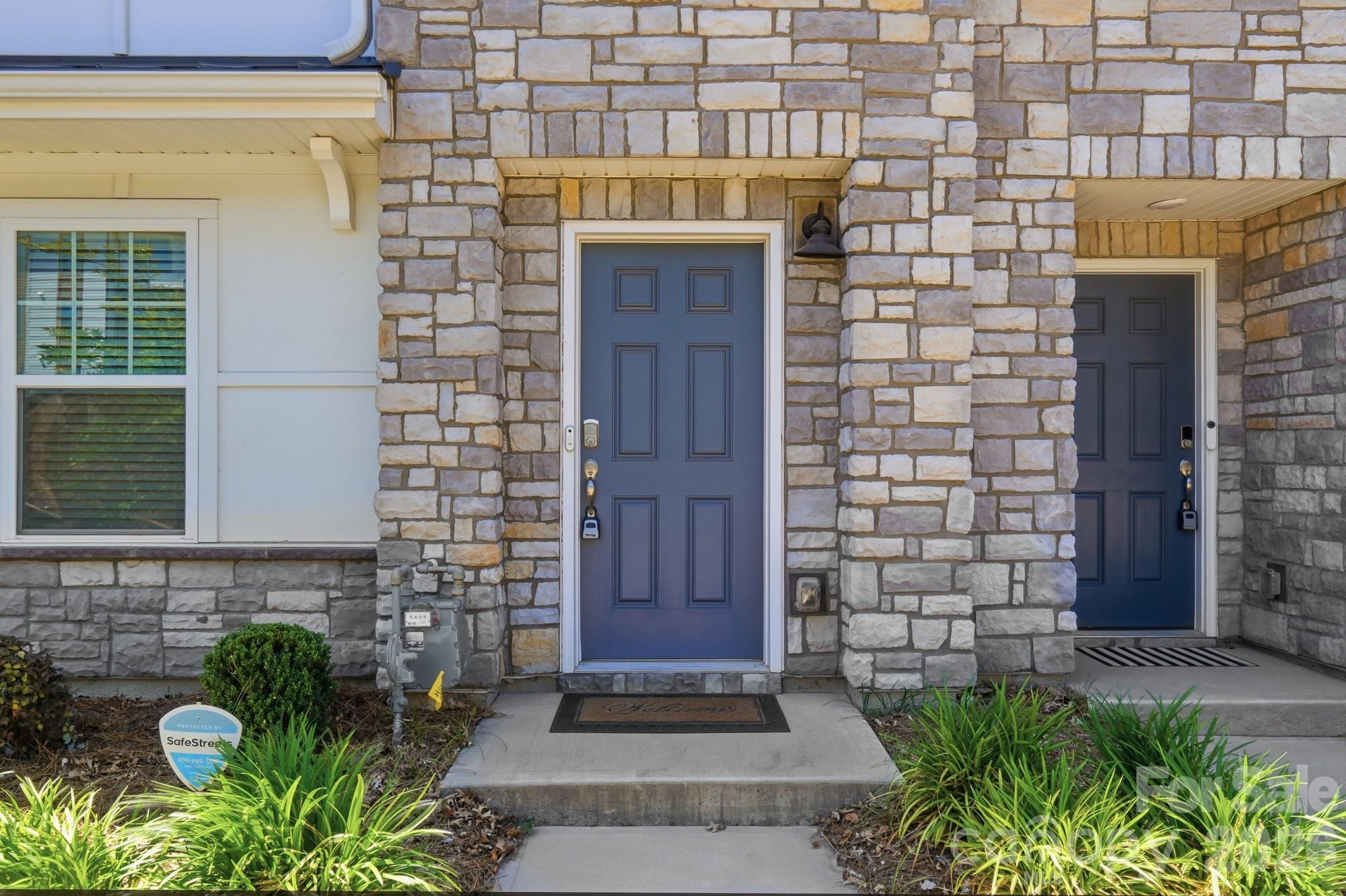 3742 Memorial Parkway Charlotte NC 28217