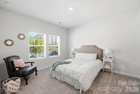 3742 Memorial Parkway Charlotte NC 28217