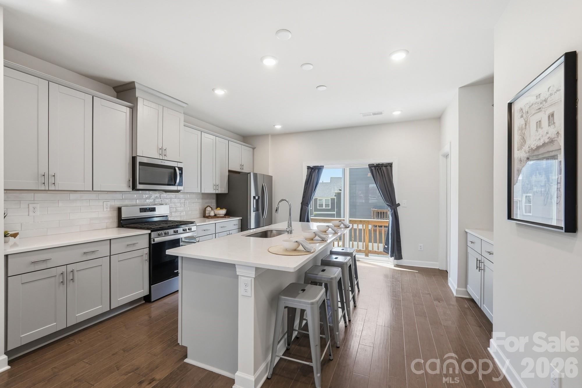 3742 Memorial Parkway Charlotte NC 28217