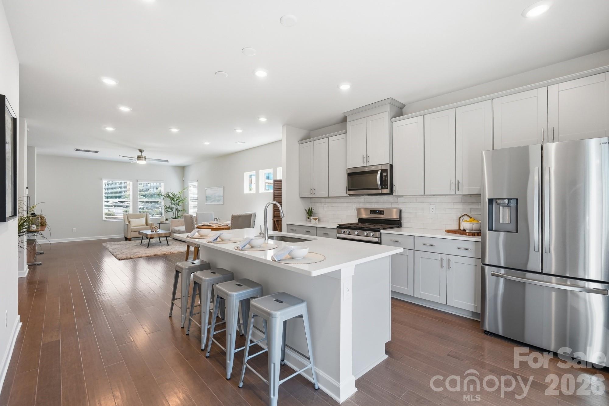 3742 Memorial Parkway Charlotte NC 28217