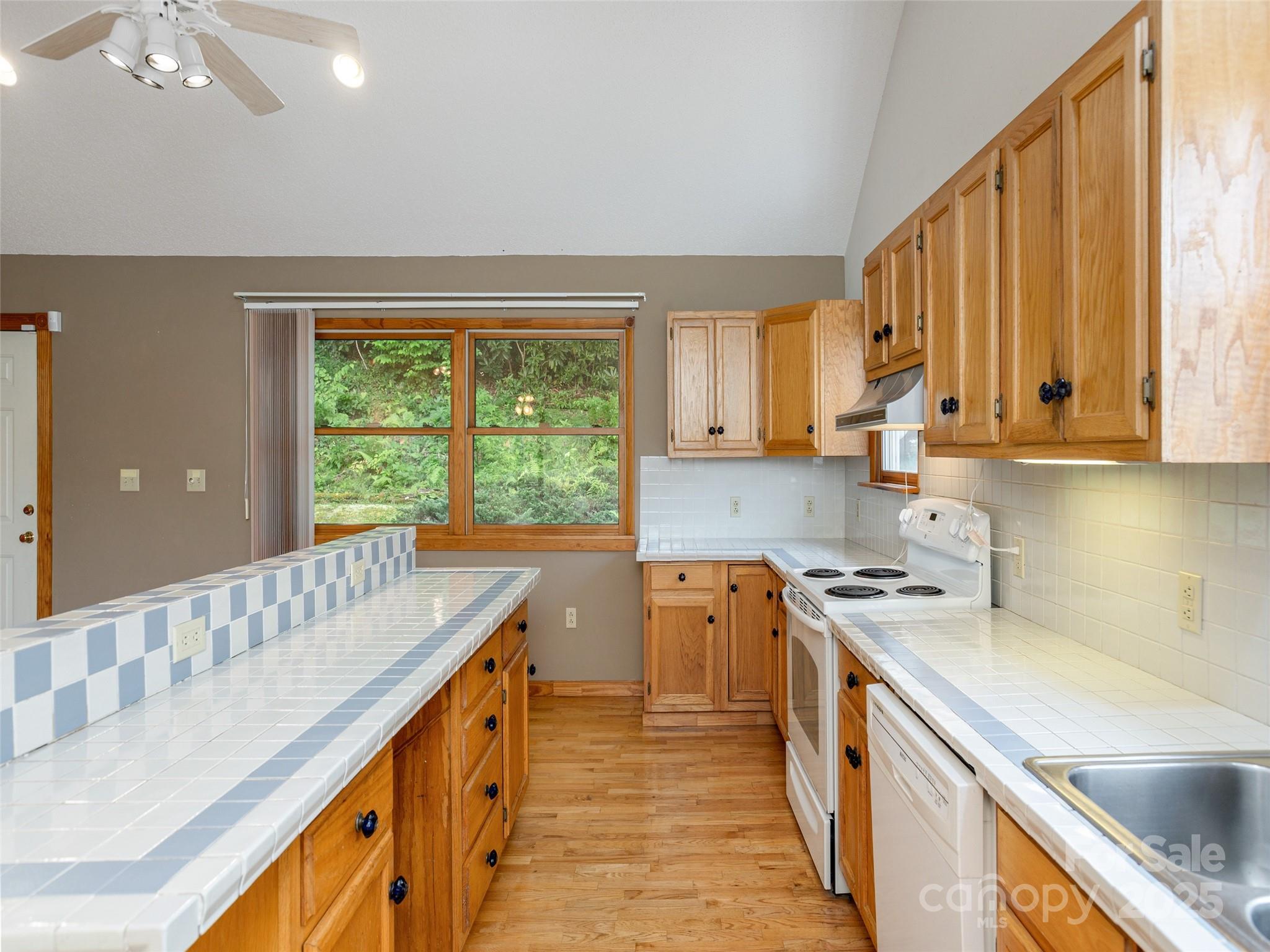 94 Marcellina Drive Fairview NC 28730