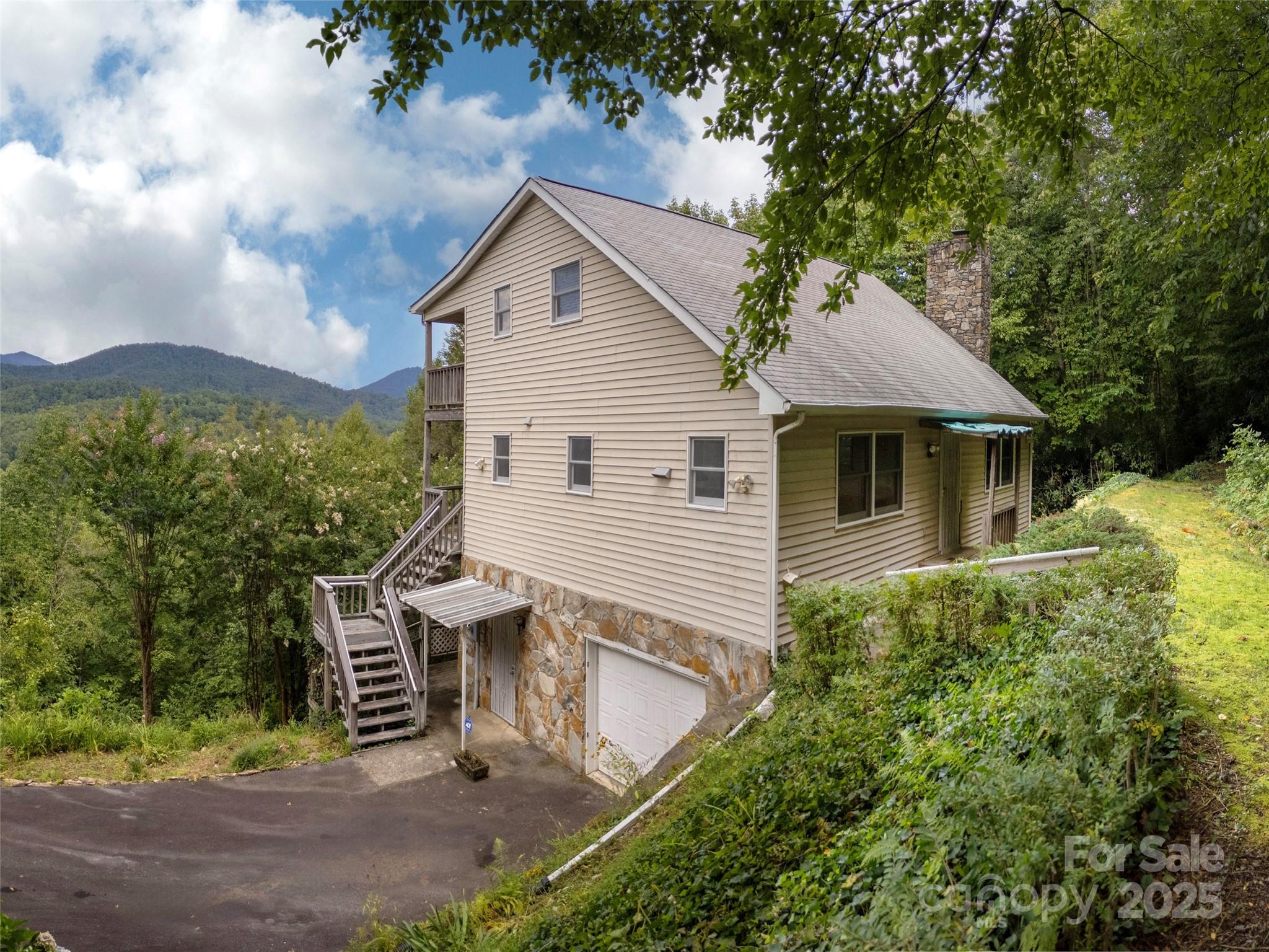 94 Marcellina Drive Fairview NC 28730
