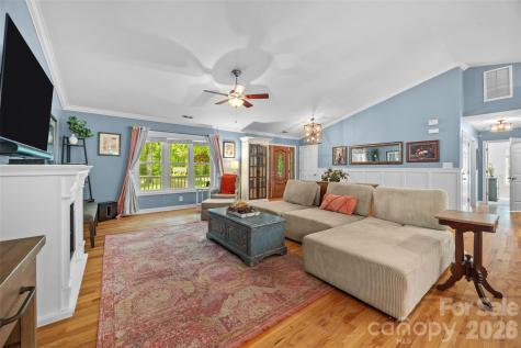 10545 Mount Holly Huntersville Road Huntersville NC 28078