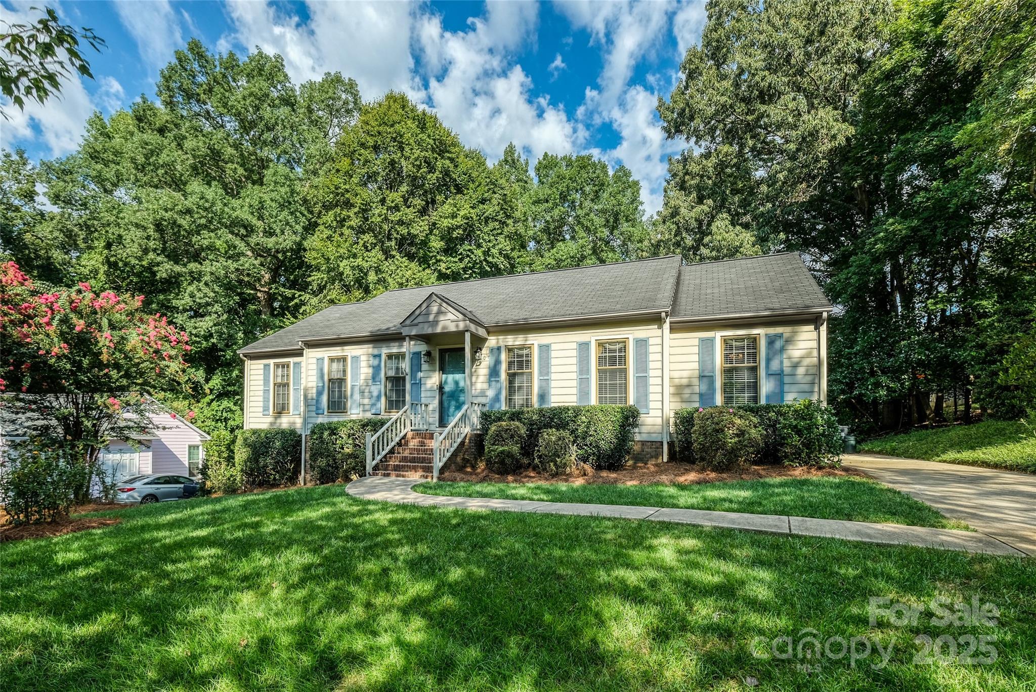 6010 Rexwood Place Charlotte NC 28210