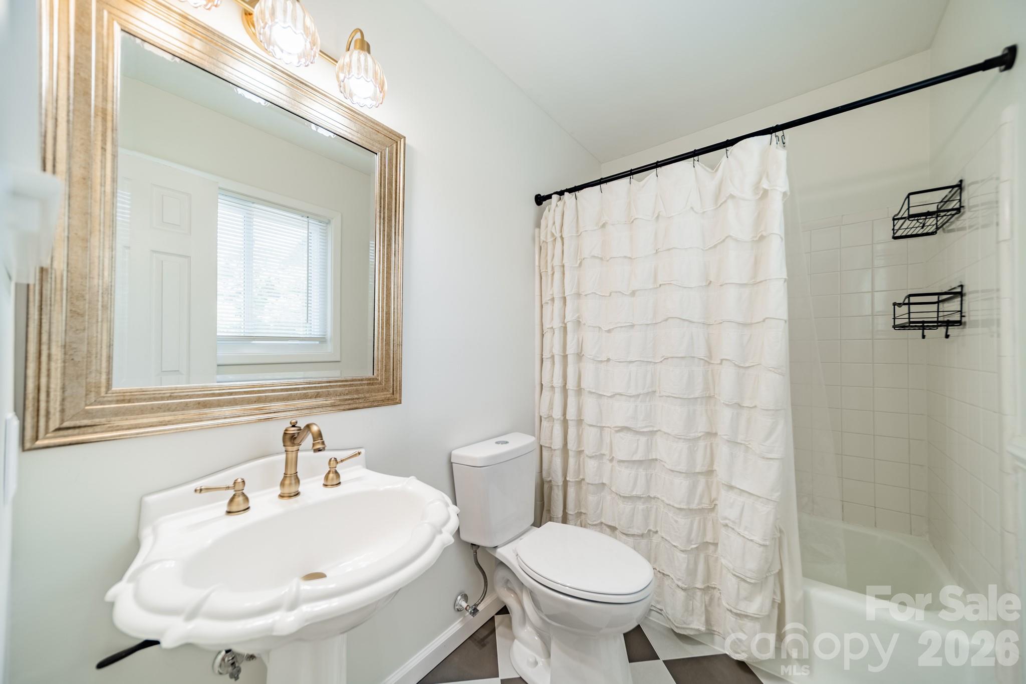 801 Sonata Place Charlotte NC 28211