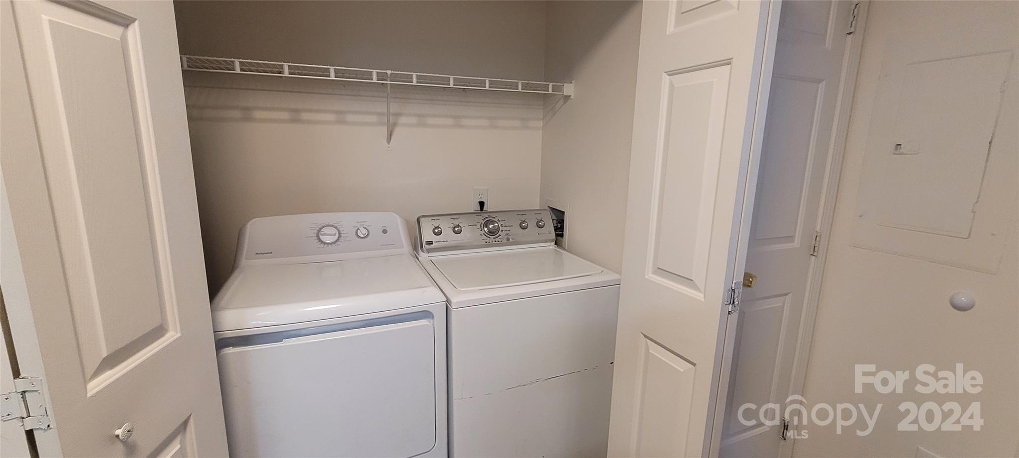 24 Iris Street Asheville NC 28803
