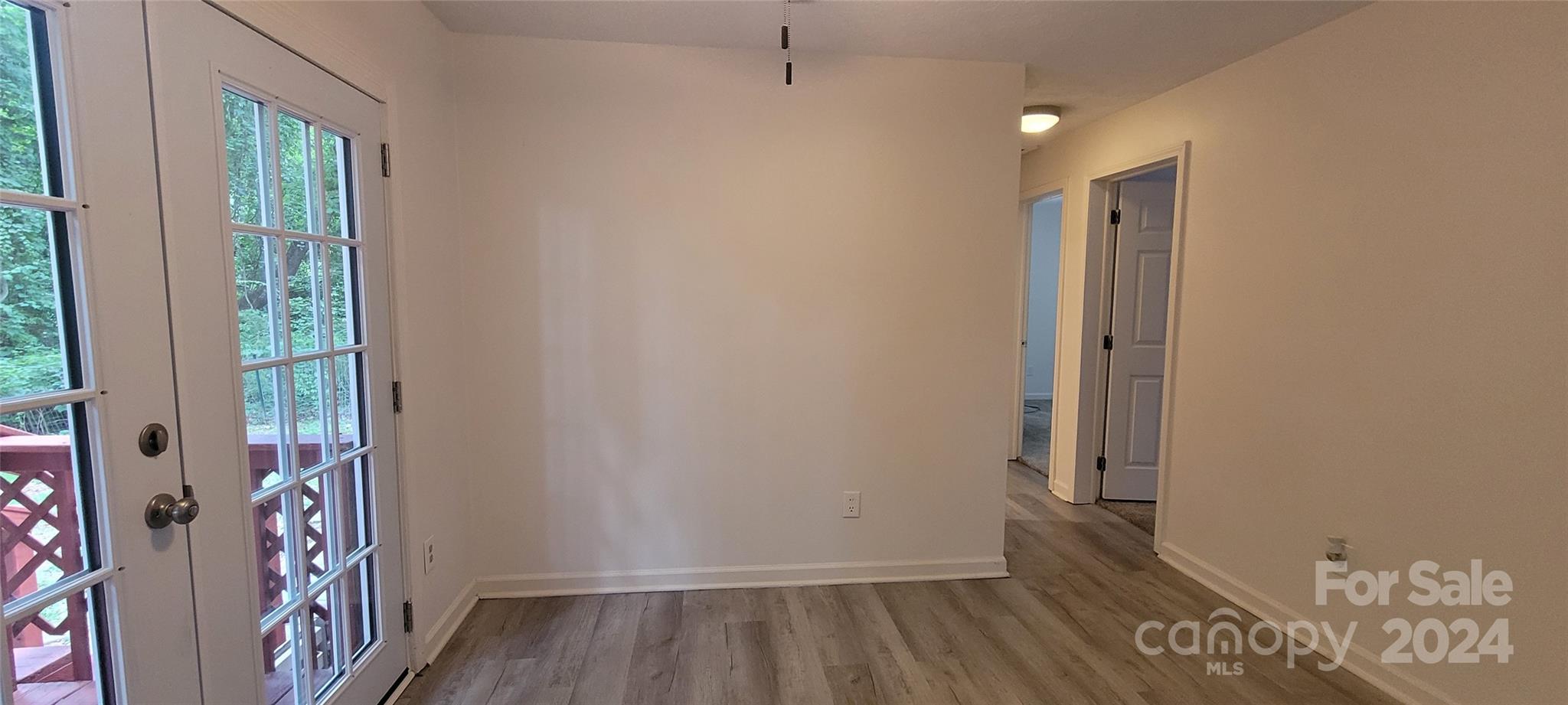 24 Iris Street Asheville NC 28803