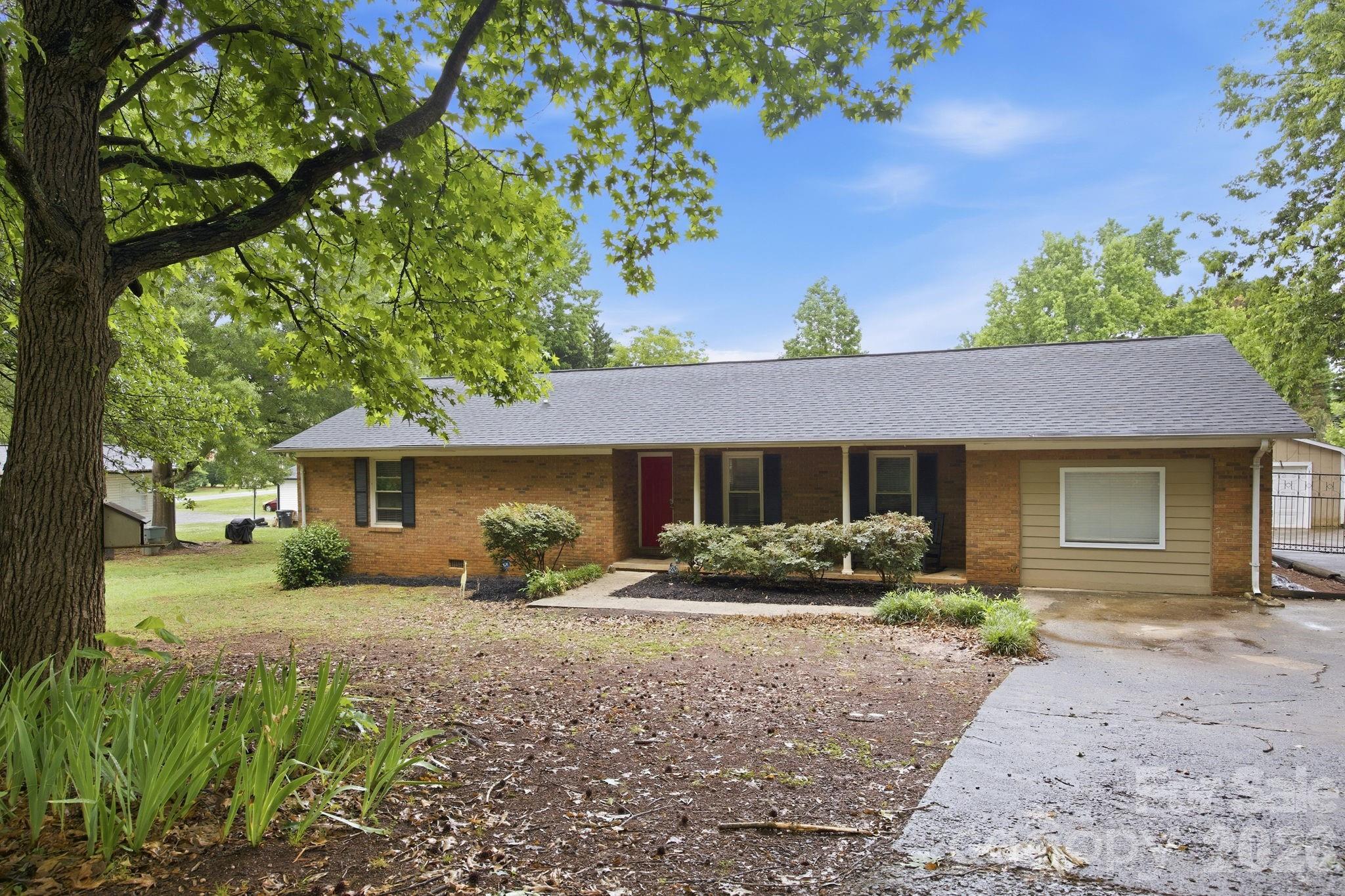 1709 Andover Street NW Concord NC 28027