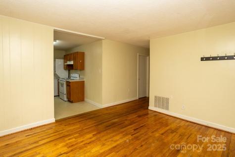 106 Appalachian Way Asheville NC 28806