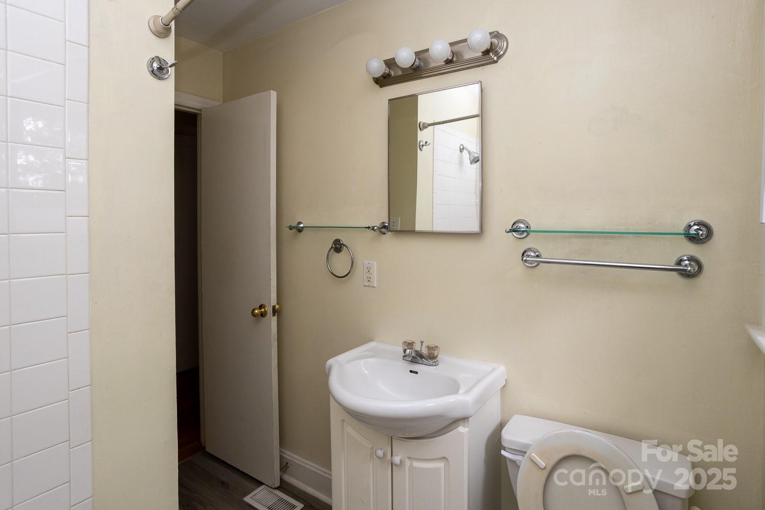 106 Appalachian Way Asheville NC 28806