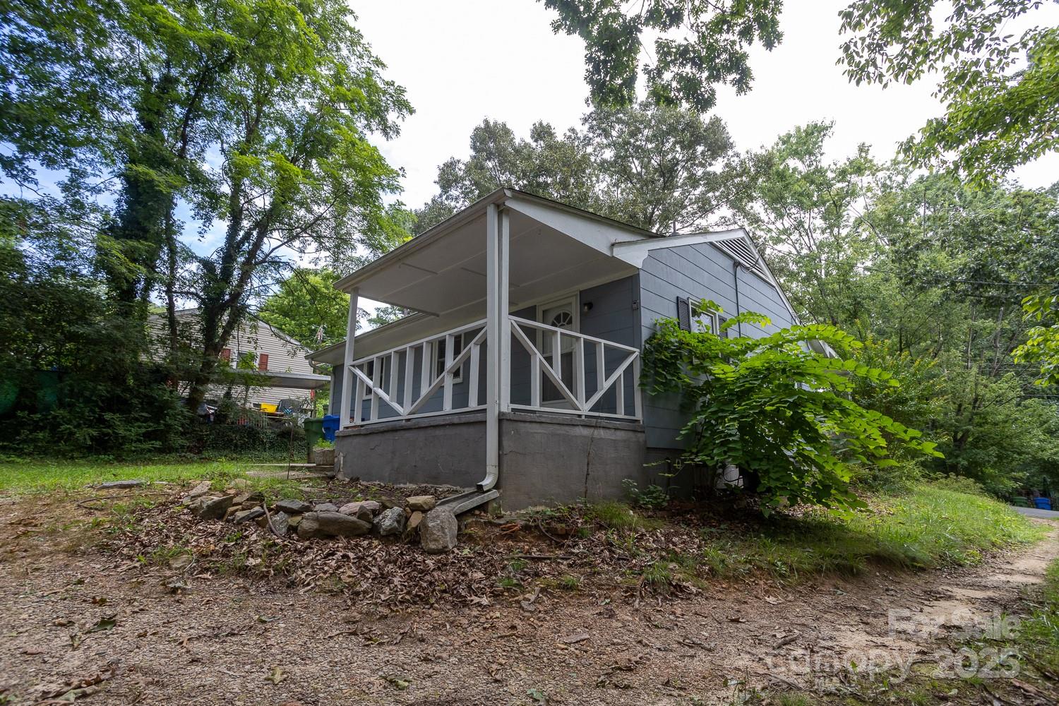 106 Appalachian Way Asheville NC 28806