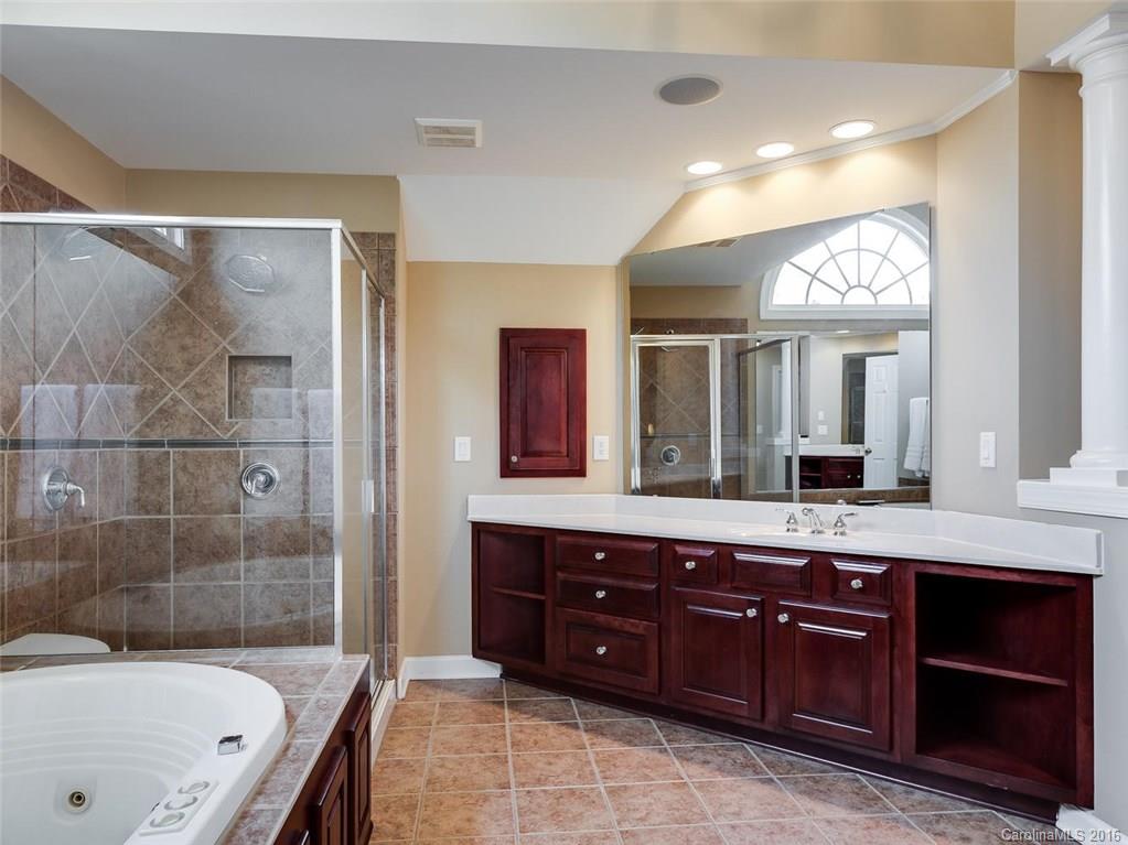 14023 Lissadell Circle Charlotte NC 28277