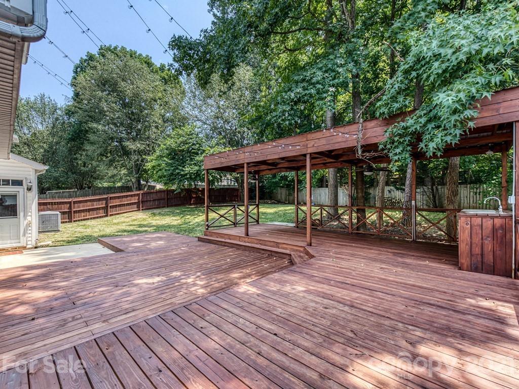 13827 Hatton Cross Drive Charlotte NC 28278