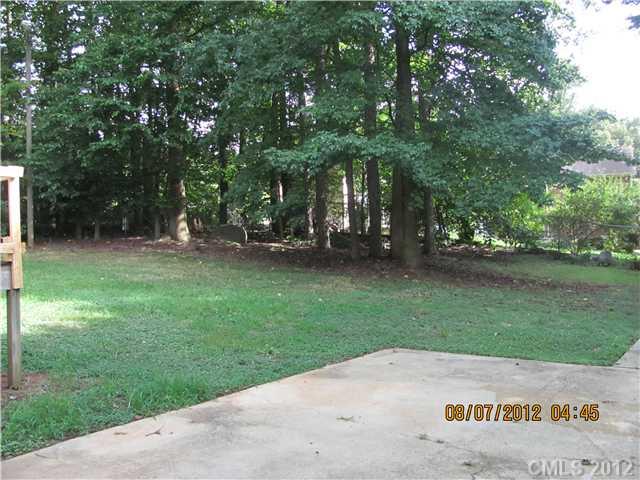 825 Northwood Drive Charlotte NC 28216