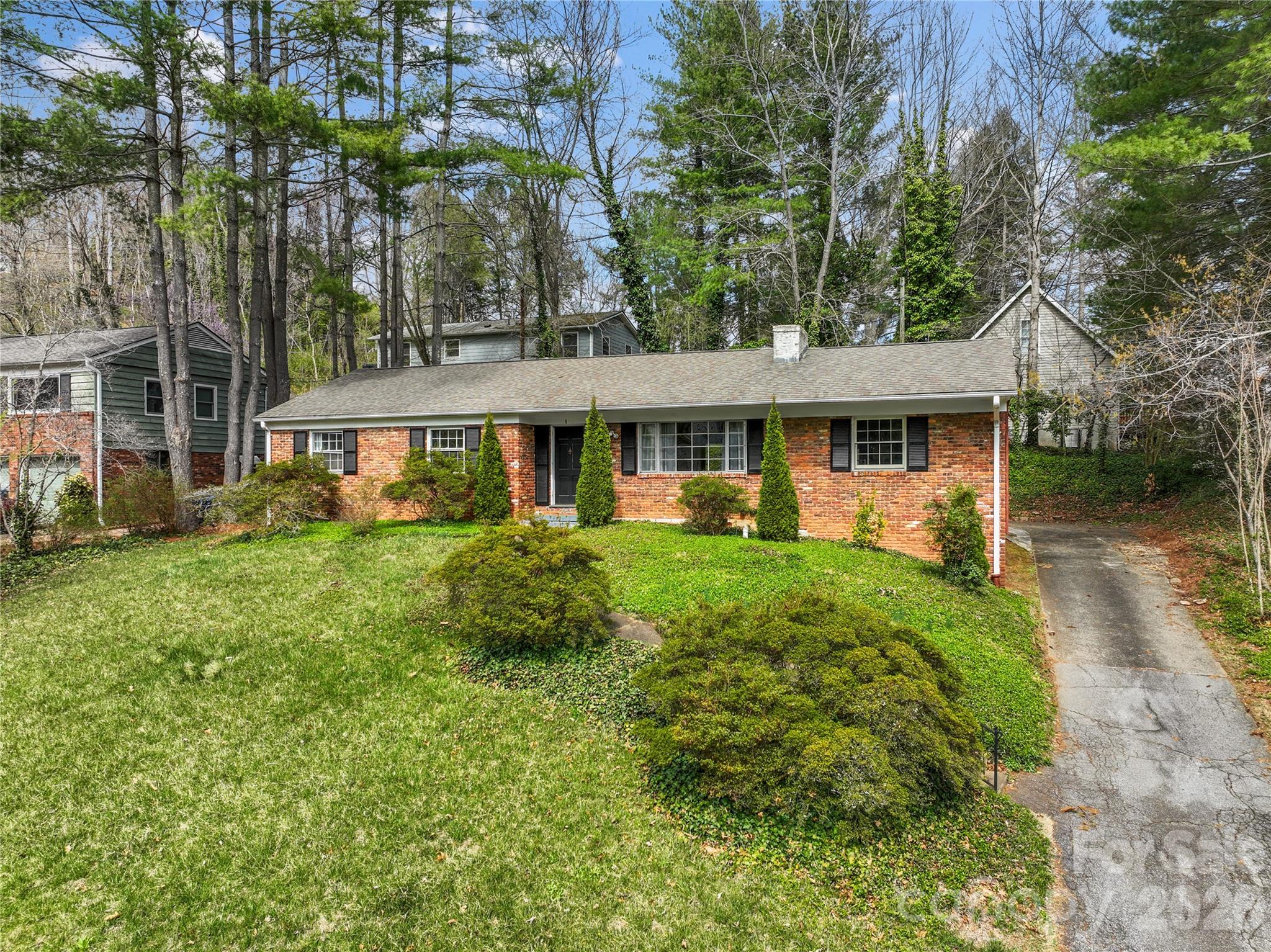1 Clearbrook Road Asheville NC 28805