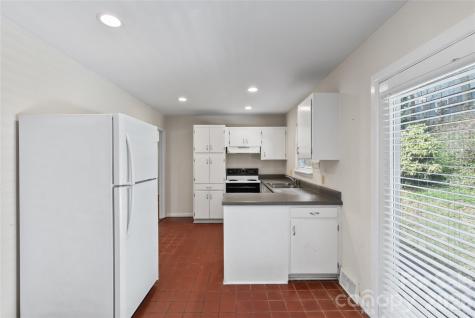 1 Clearbrook Road Asheville NC 28805