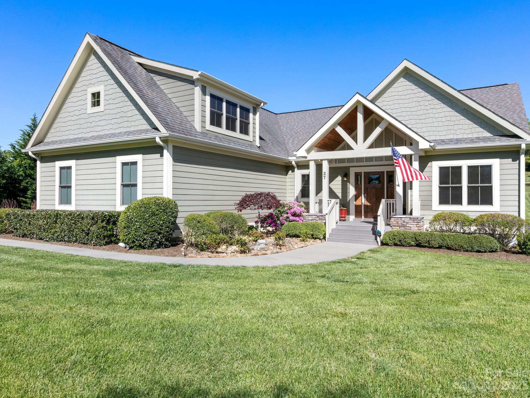 27 Lone Oak Drive Mills River NC 28759