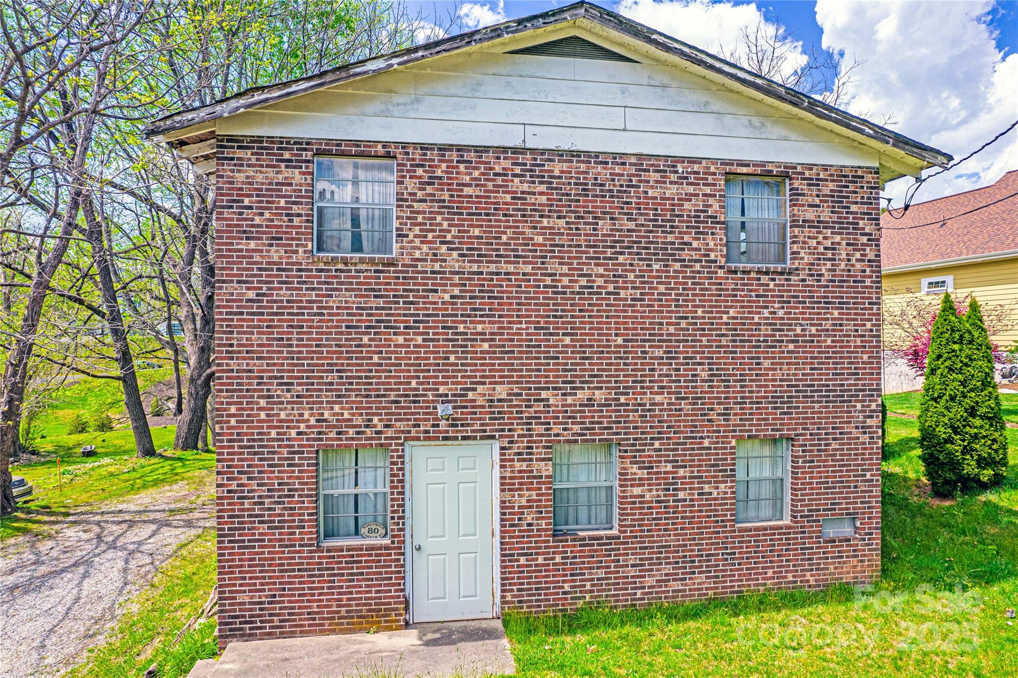 80 Carver Street Brevard NC 28712