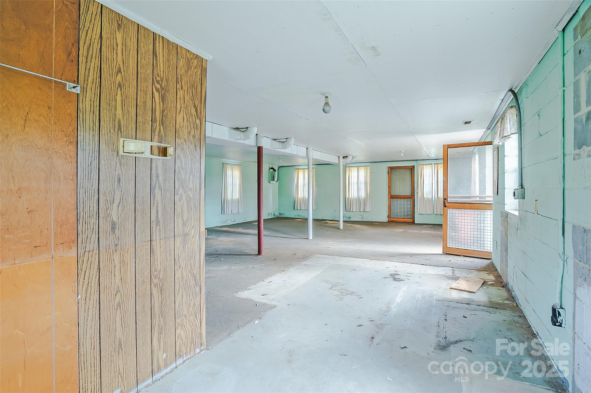 80 Carver Street Brevard NC 28712