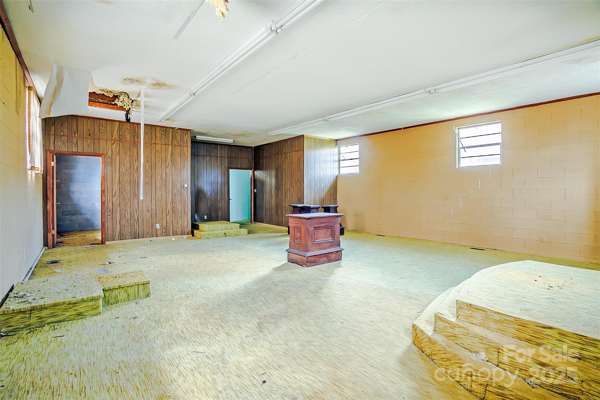 80 Carver Street Brevard NC 28712