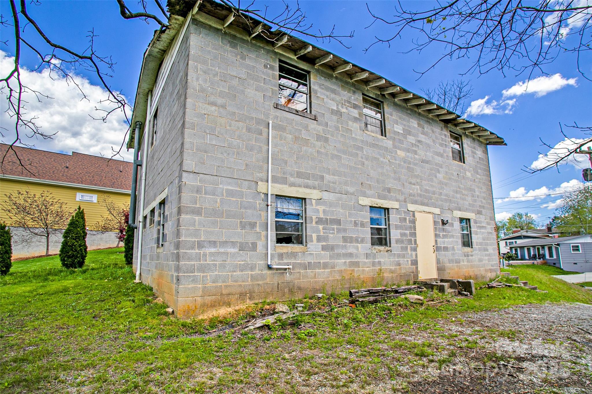 80 Carver Street Brevard NC 28712
