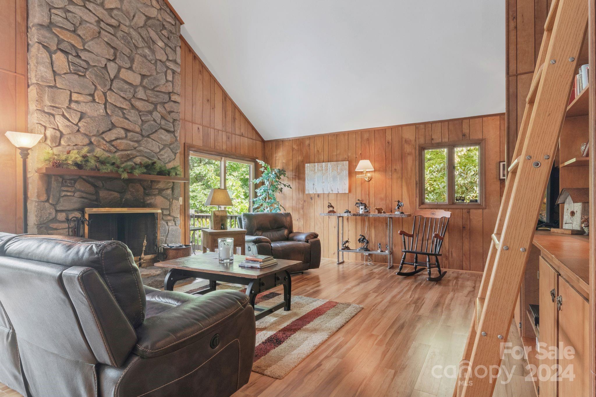 125 Valley Drive Black Mountain NC 28711
