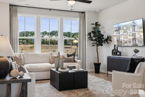 2159 Hawksworth Lane Charlotte NC 28262