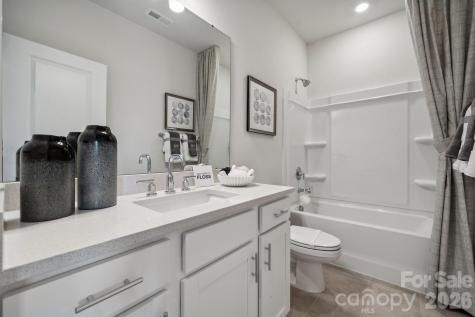 2159 Hawksworth Lane Charlotte NC 28262