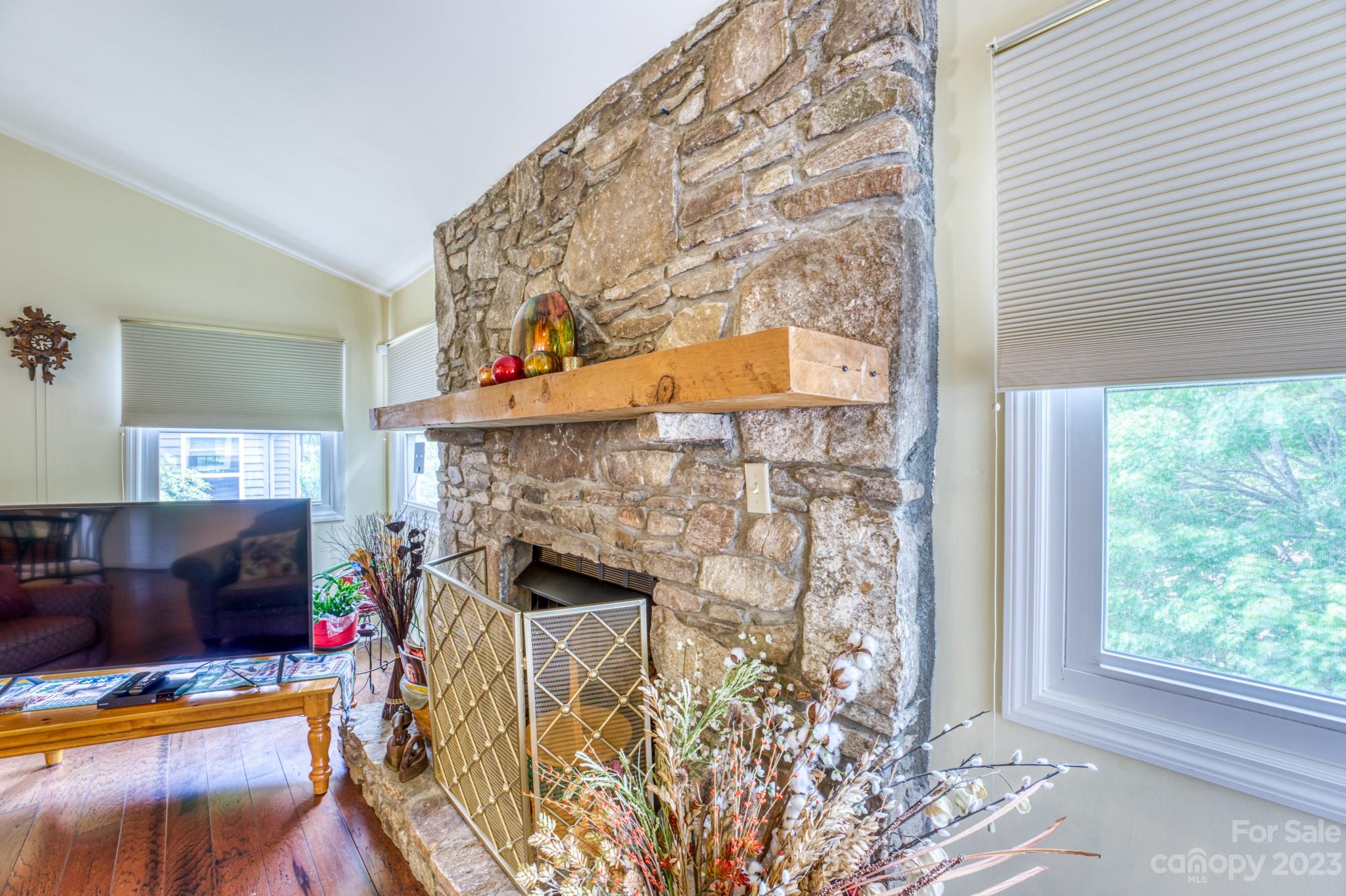 13a Windflower Court Asheville NC 28805