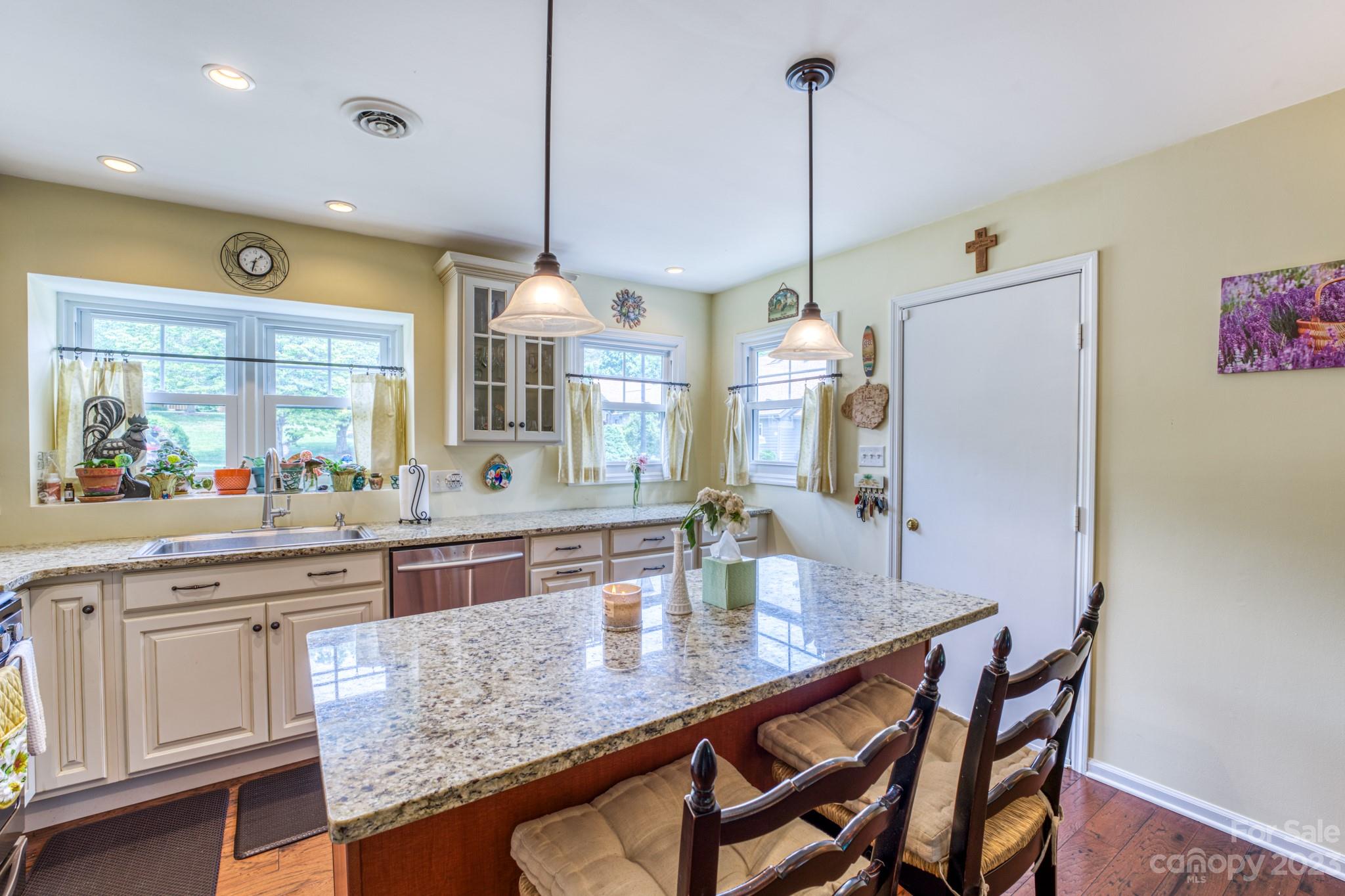 13a Windflower Court Asheville NC 28805