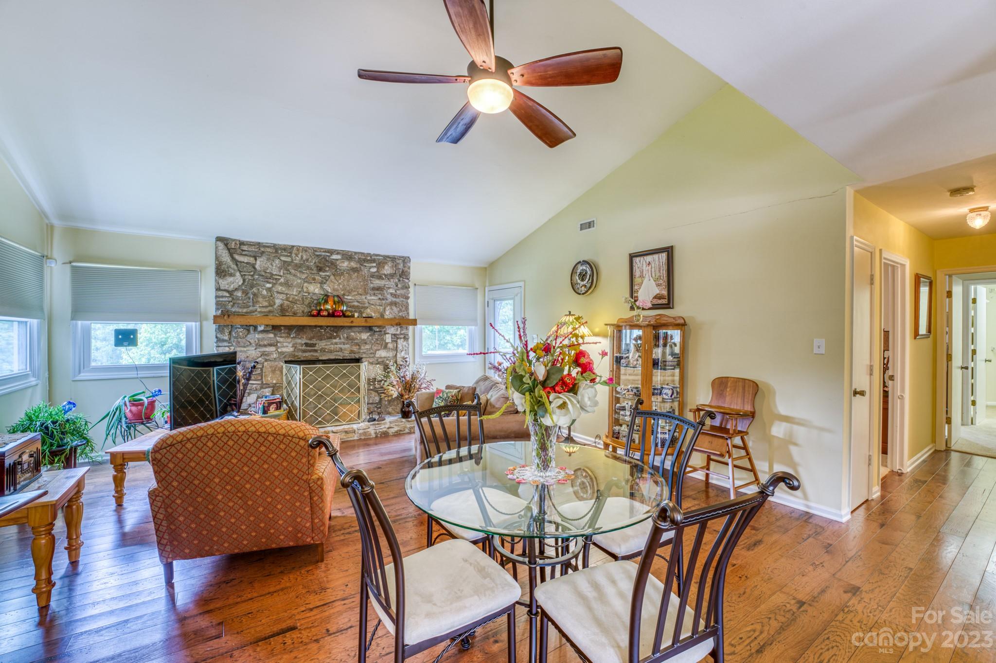 13a Windflower Court Asheville NC 28805