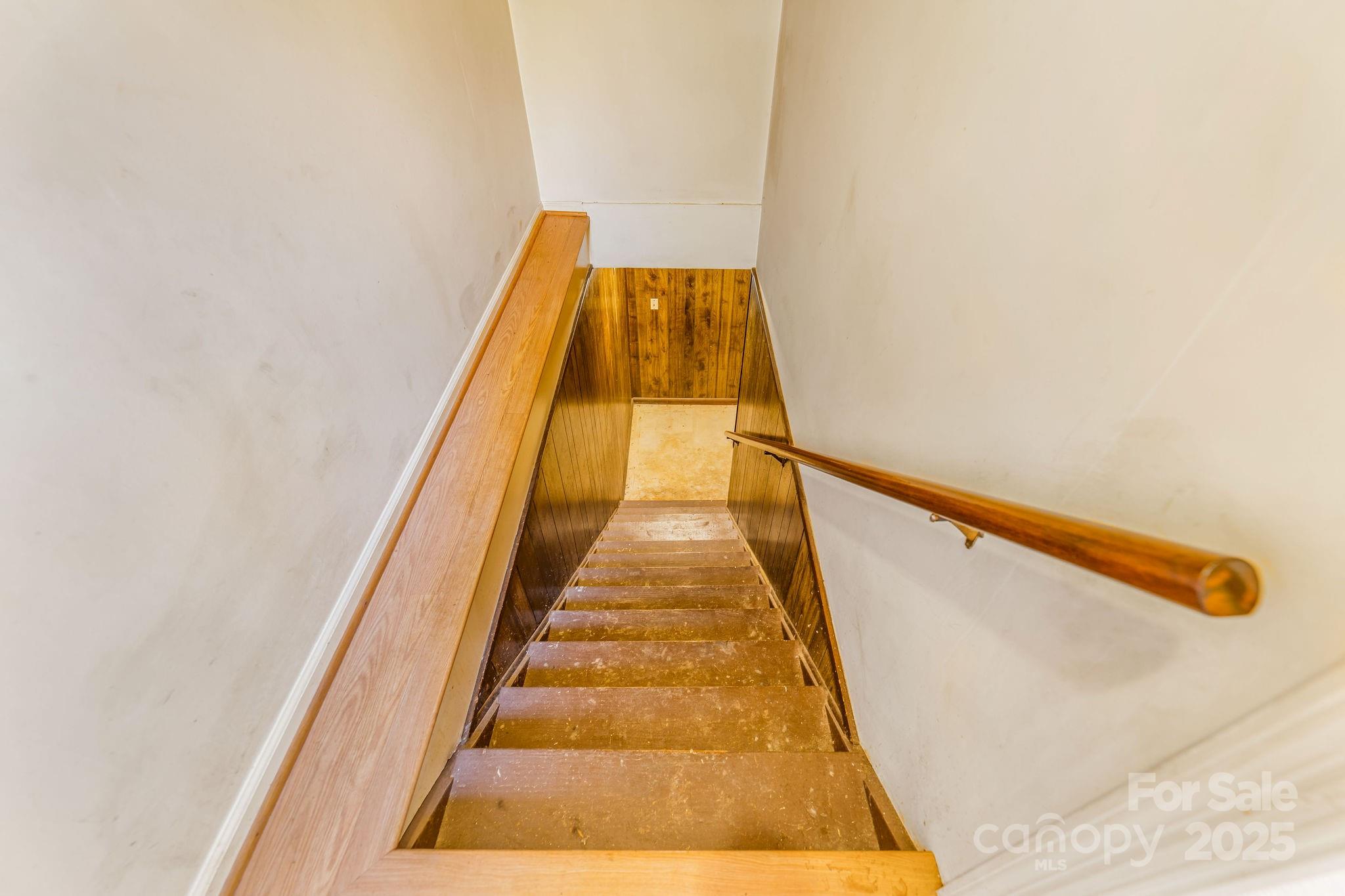 35 Auburndale Drive Asheville NC 28806