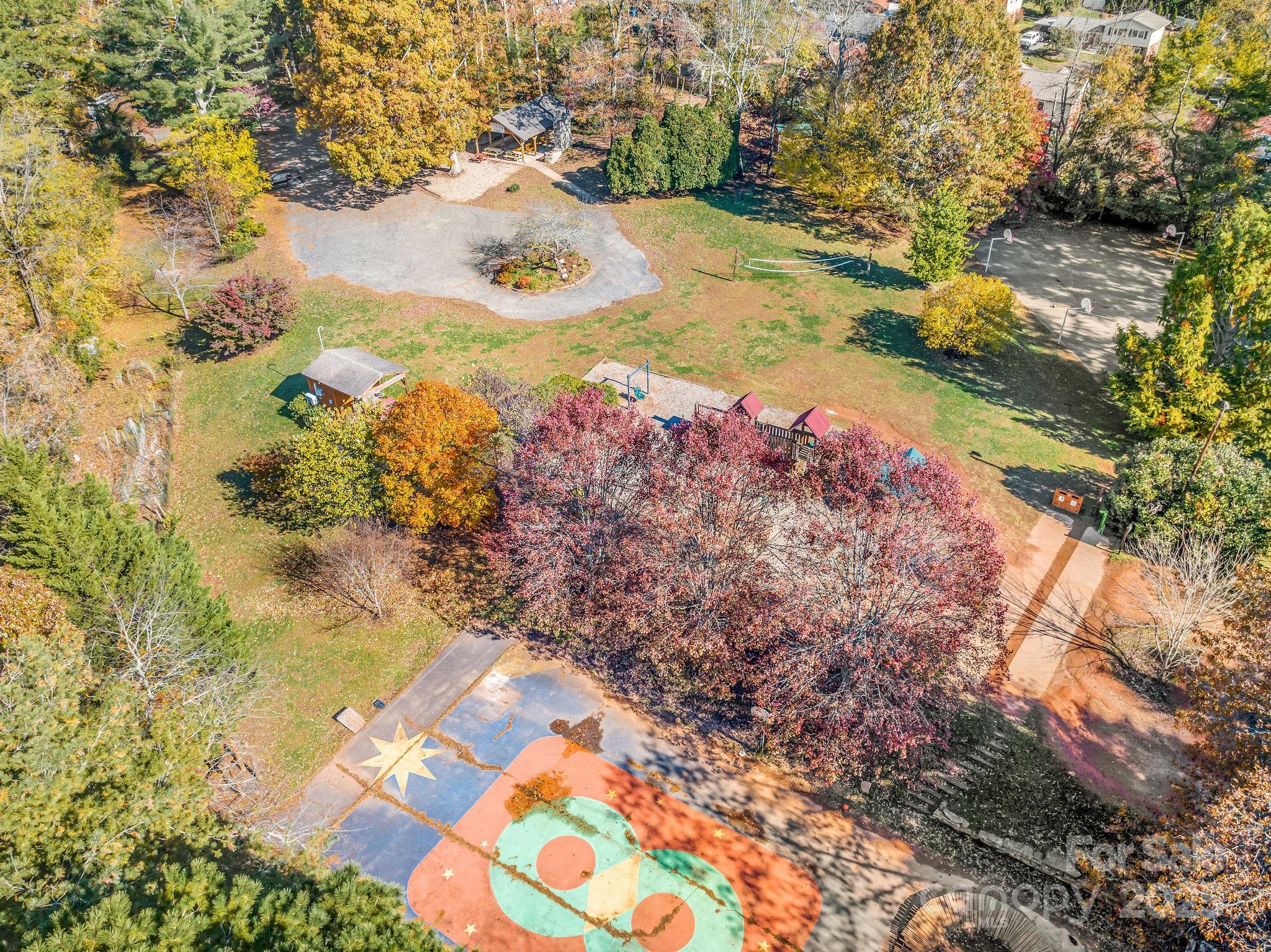 35 Auburndale Drive Asheville NC 28806