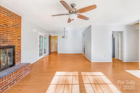 35 Auburndale Drive Asheville NC 28806