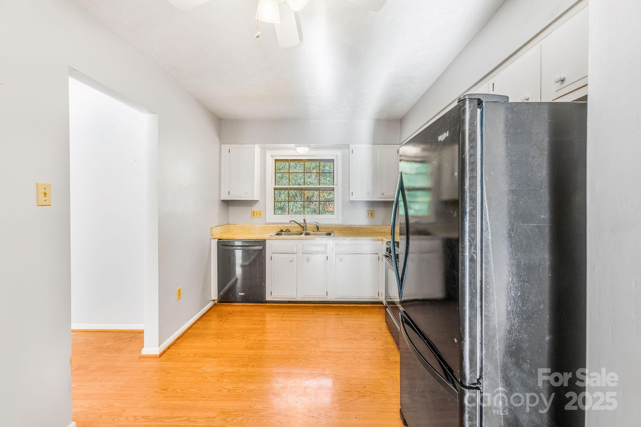 35 Auburndale Drive Asheville NC 28806