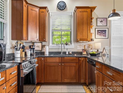 95 Breakaway Trail Mars Hill NC 28754