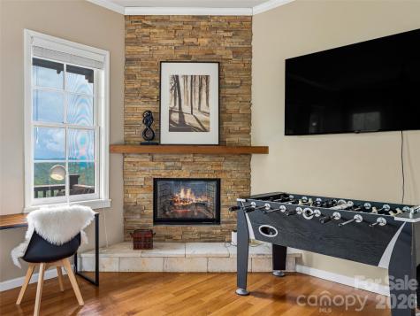 95 Breakaway Trail Mars Hill NC 28754