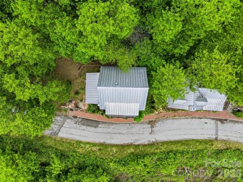 95 Breakaway Trail Mars Hill NC 28754