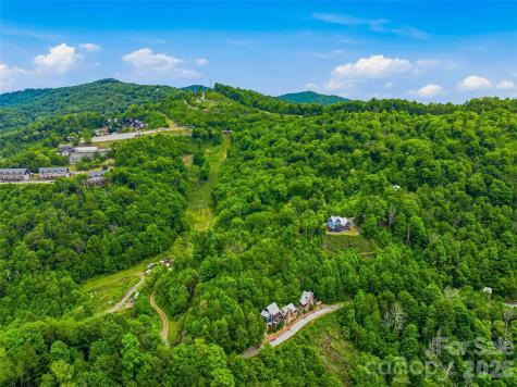 95 Breakaway Trail Mars Hill NC 28754