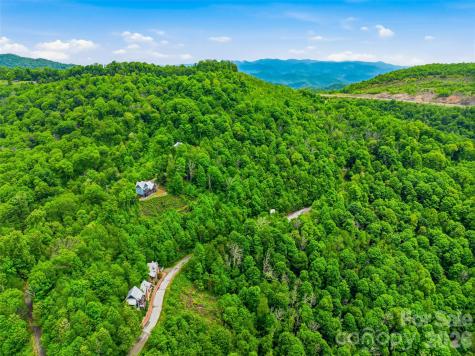 95 Breakaway Trail Mars Hill NC 28754